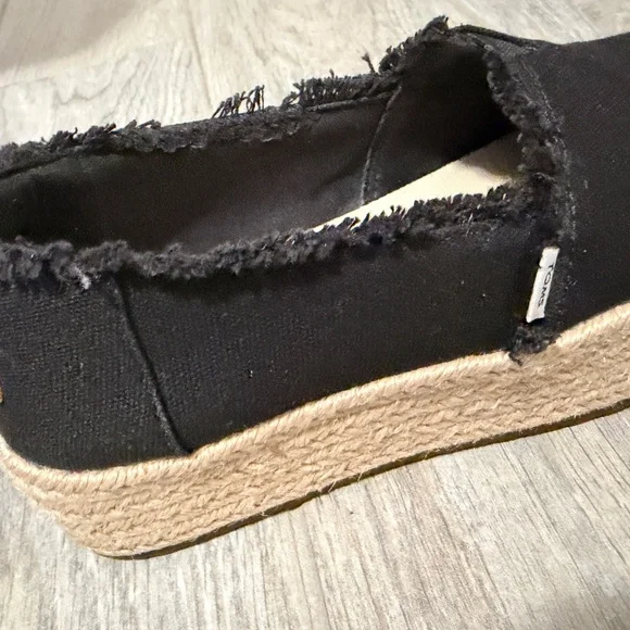 Women's TOMS Valencia Platform Espadrille - Black - 6 - Picture 9 of 12